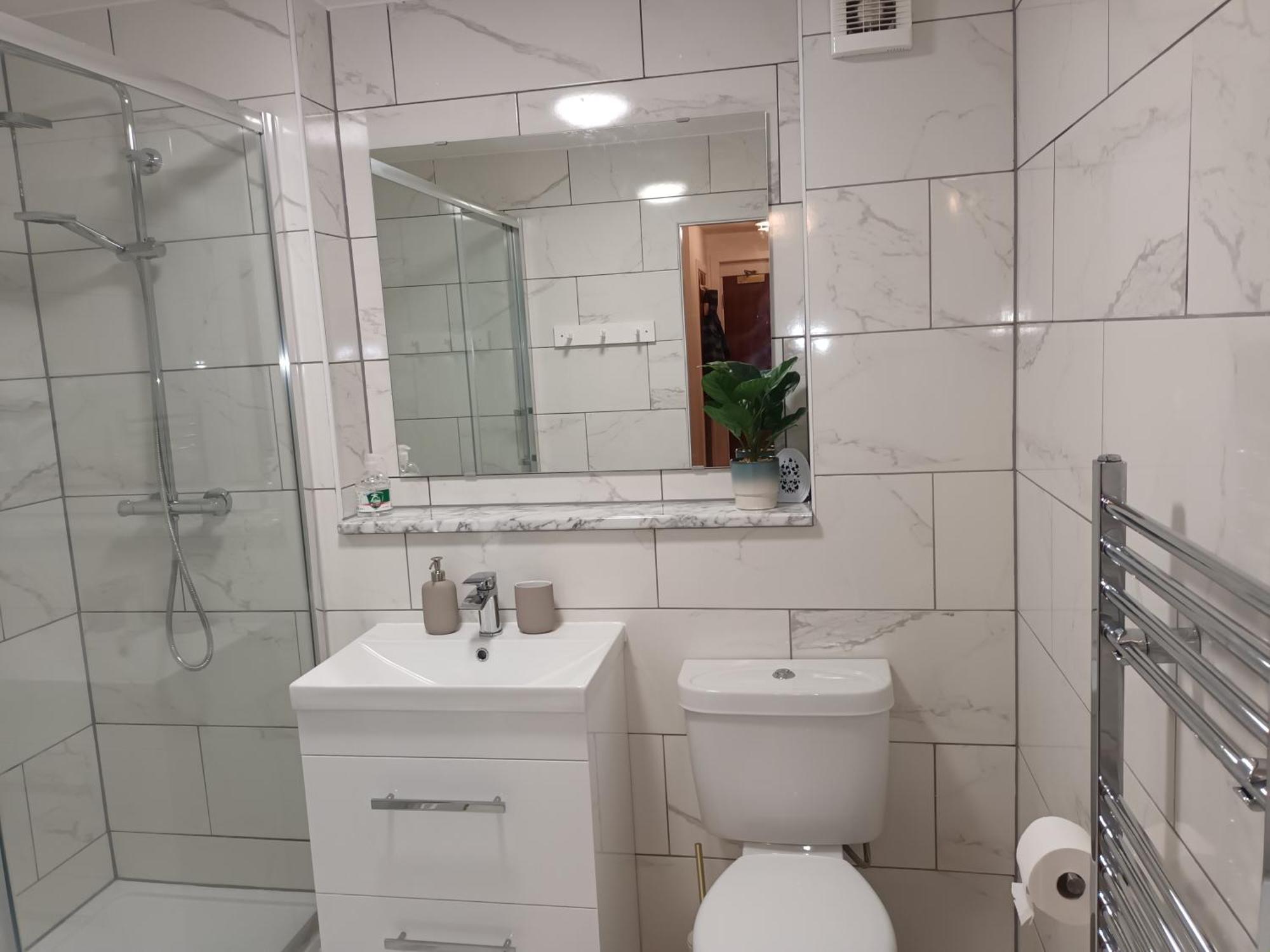 Spacious Elegant 2-Br Apartment In Aberdeen City Centre エクステリア 写真